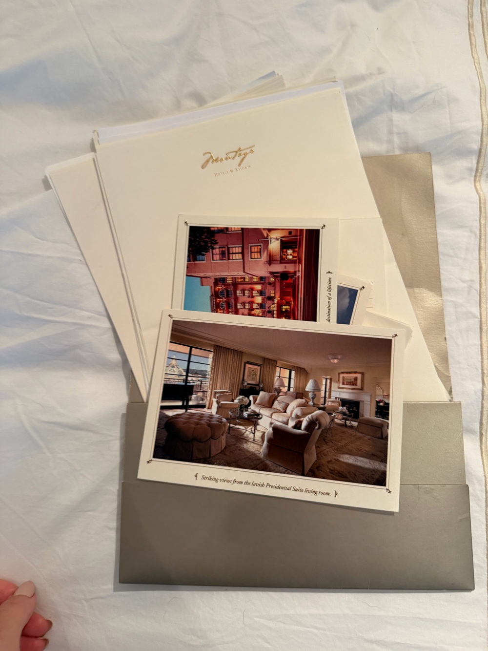 RARE Montage Beverly Hills Stationary / Postcards